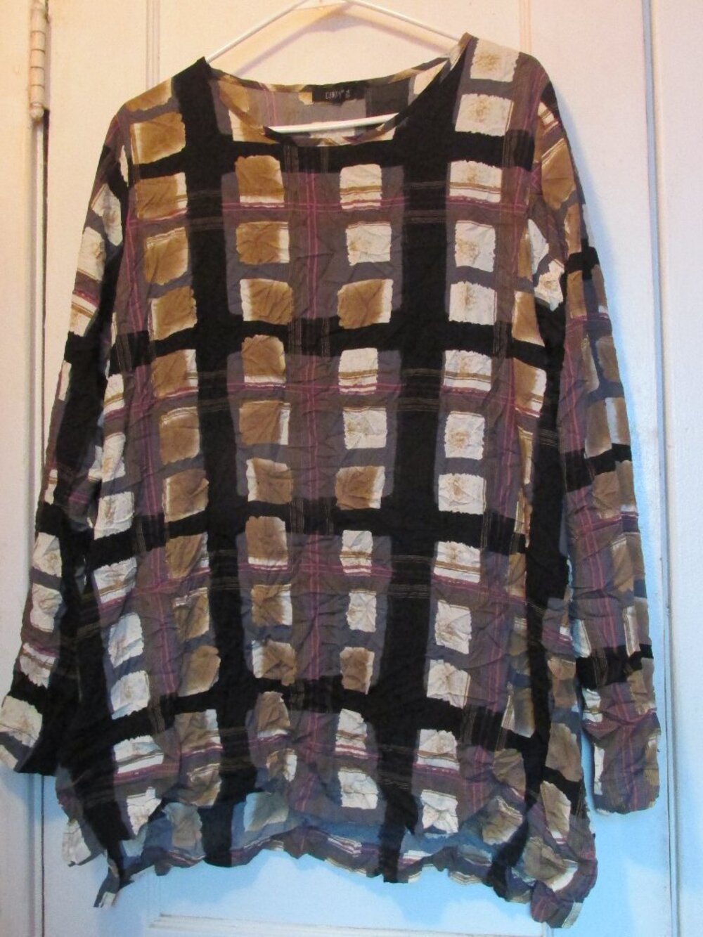 Comfy USA Women's Lightweight Pullover Top Tunic Sz M Oversized Crinkle Artsy